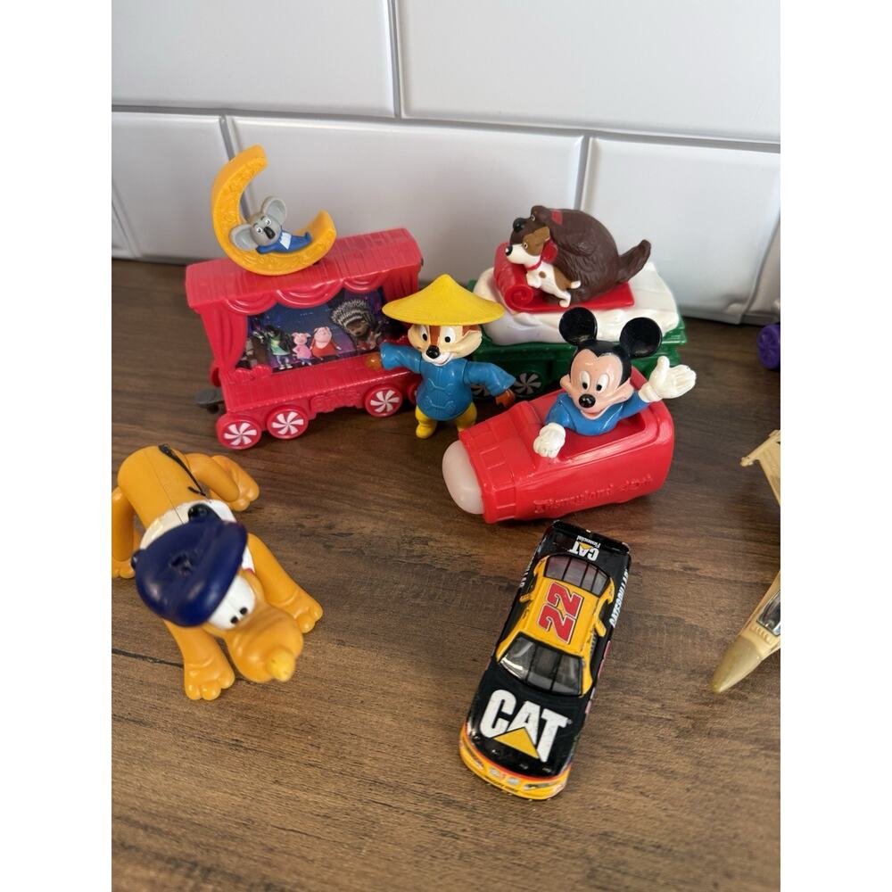 Lot of 17 Mini Toys and some are Vintage! - Picture 2 of 7